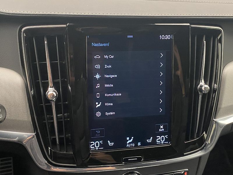 Volvo V90 B5 AWD R-DESIGN AUT CZ - fotka 49 z 53