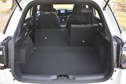 Fiat 600 - Takto vypadá zavazadelník po složení části opěradla.