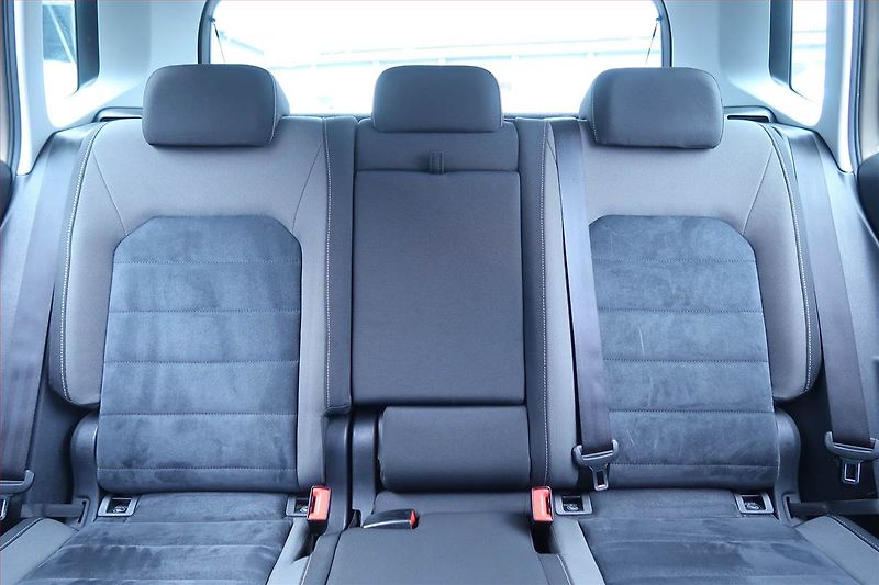 Volkswagen Golf Sportsvan (2017) Highline 1.6 TDI, Automat - fotka 10 z 23