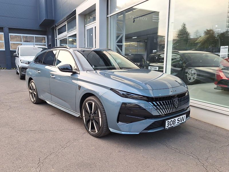 Peugeot 308 (2026) SW e-GT 115 kW/156k (Baterie 5 - fotka 9 z 18