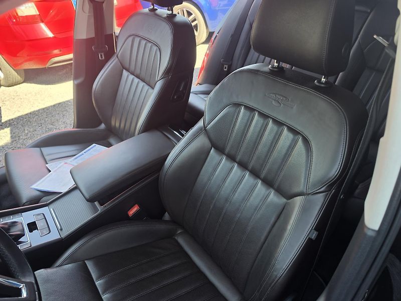 Škoda Superb 2.0 TDI L&Klement  4x4 - fotka 15 z 23