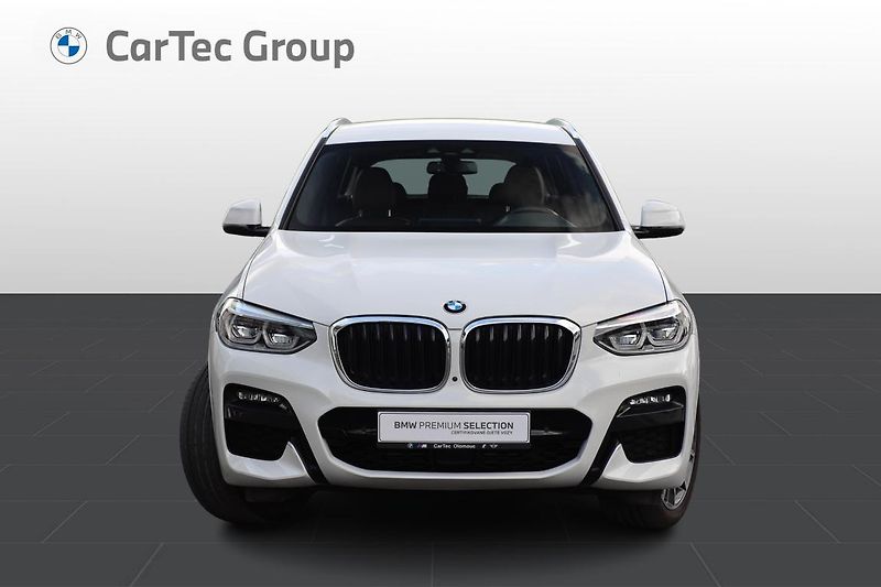 BMW X3 xDrive20d - fotka 2 z 14