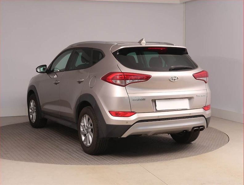 Hyundai Tucson (2017) 1.6 T-GDI, Serv.kniha, Navi - fotka 4 z 15