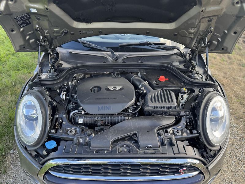 Mini Cooper S (2016) 2.0 S 1.MAJITEL.SERVIS - fotka 16 z 40