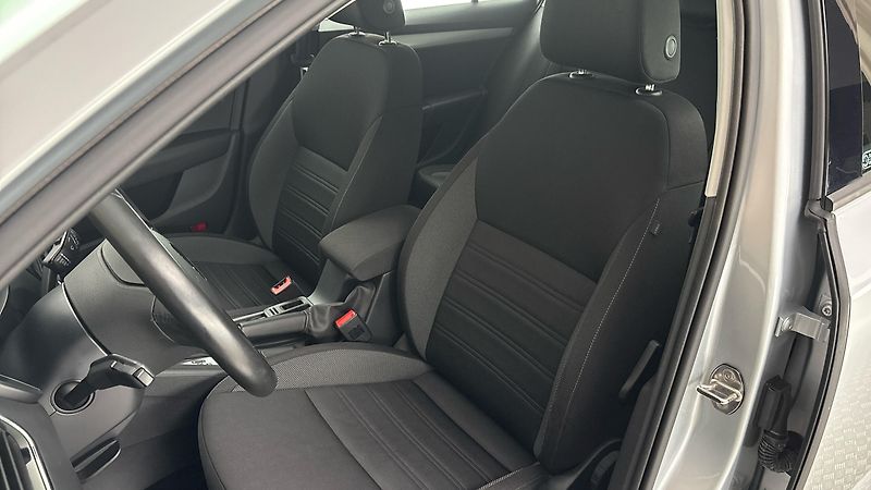 Škoda Octavia 1.5 TSI G-Tec DSG Ambition Com - fotka 15 z 23