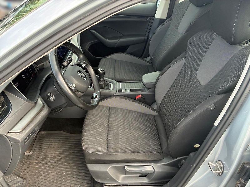 Škoda Octavia (2022) AMBITION 1.5TSI 110kW CZ DPH - fotka 7 z 11