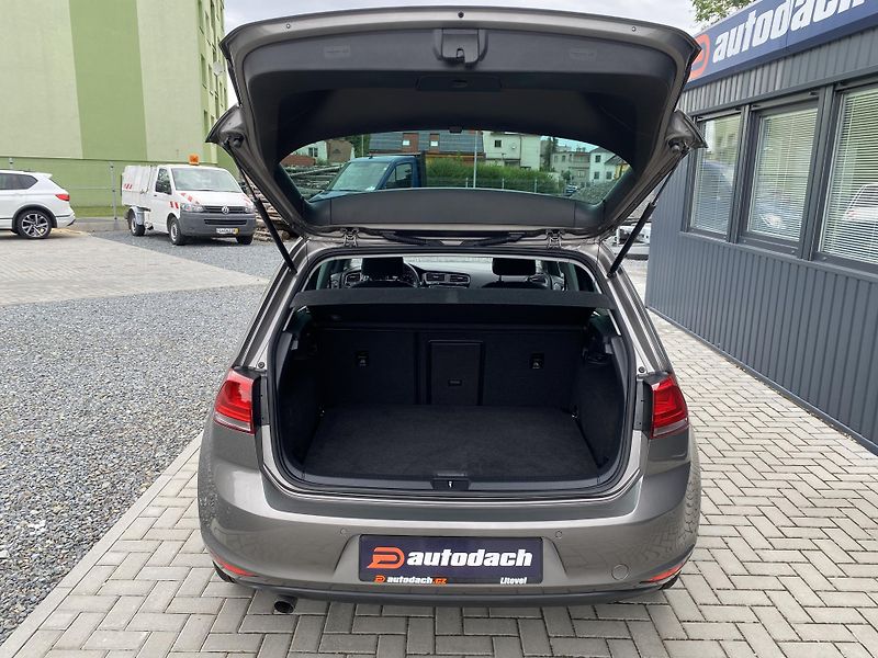 Volkswagen Golf 1.2 TSI 81kW -ALLSTAR-PDC-ALU - fotka 34 z 43