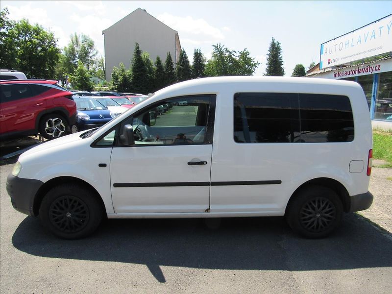 Volkswagen Caddy 1,9 TDi 77kW 5 míst - fotka 7 z 29