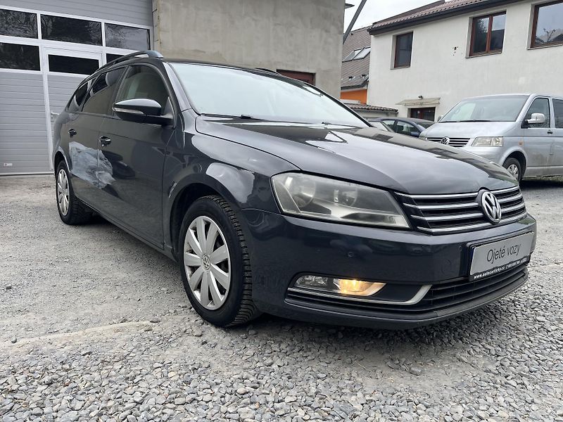 Volkswagen Passat (2011) 2,0 TDi 103 Kw TAŽNÉ - fotografie inzerátu