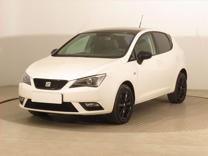Seat Ibiza (2016) 1.0 TSI, Automat, Bi-Xenony - fotka 2 z 17