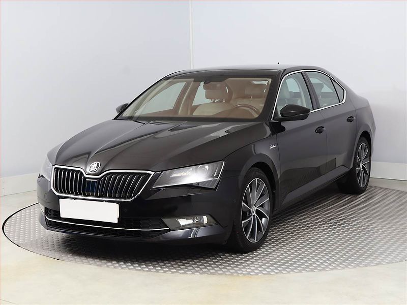 Škoda Superb (2016) Laurin&Klement 2.0 TDI 4x4 - fotka 2 z 22
