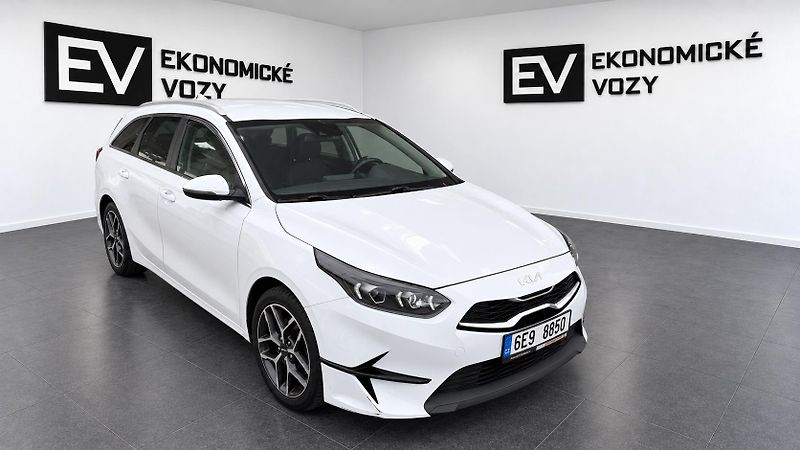 Kia Ceed (2022) 1.5 T-GDI,ČR,SERVIS,1 MAJITEL - fotka 1 z 15