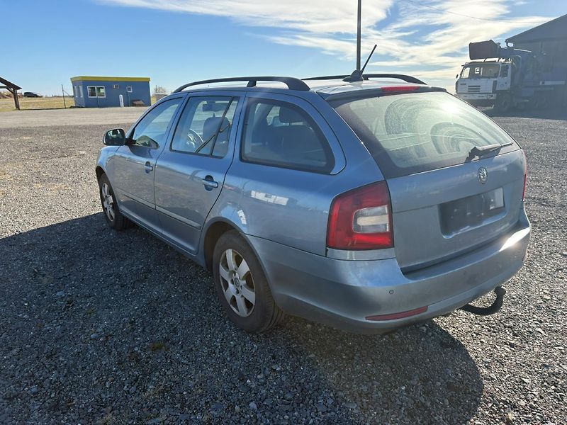 Škoda Octavia (2011) Škoda Octavia 2.0 TDI CR - fotka 3 z 21