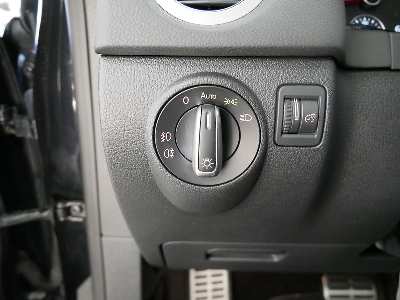 Volkswagen Tiguan - fotka 13 z 25