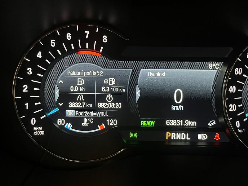 Ford S-MAX 2.5 HEV ST-Line 7 míst - fotka 61 z 70