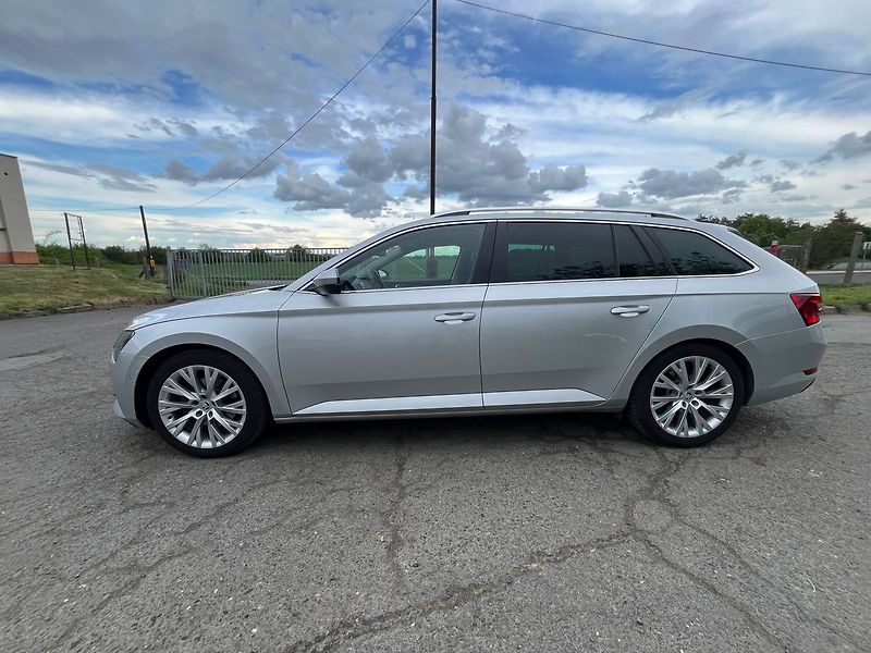 Škoda Superb STYLE 2.0TDi 147kW*4x4* - fotka 8 z 27