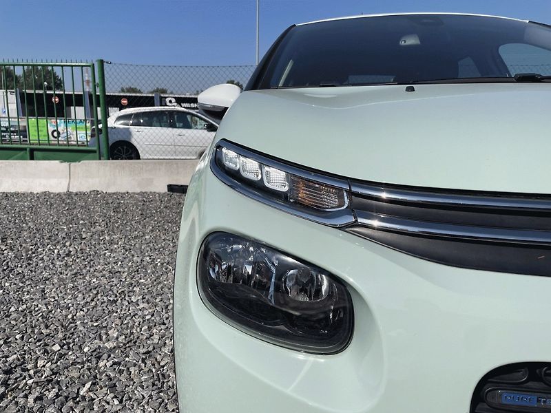 Citroën C3 (2017) 1.2 PureTech,Feel,60kW,1.Maj,Č - fotka 34 z 35