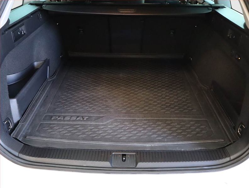 Volkswagen Passat (2019) Alltrack 2.0 TDI - fotka 14 z 26