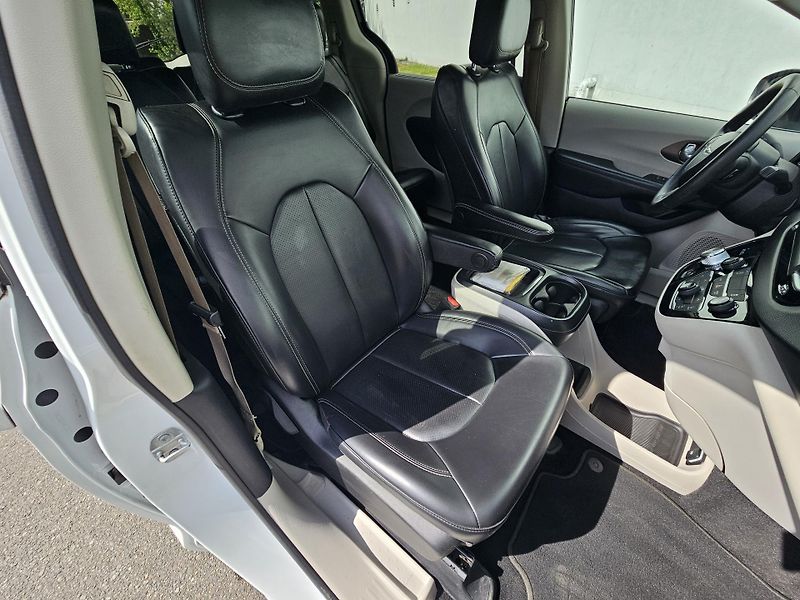 Chrysler Pacifica (2021) 3.6 i 221kw Pacifica Limited - fotka 16 z 19