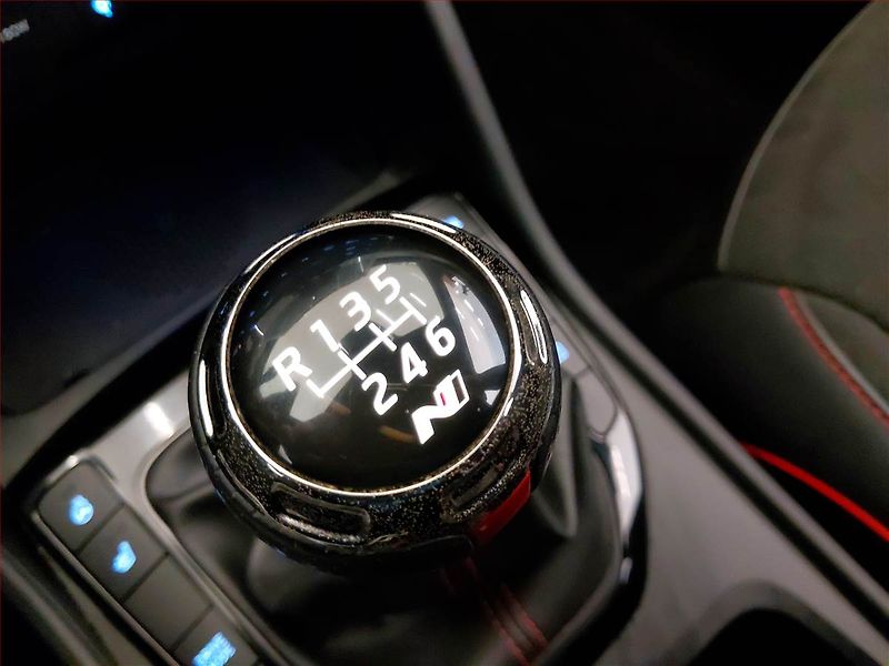 Hyundai Tucson (2023) N-Line 1.6 T-GDI 48V MHEV - fotka 16 z 17