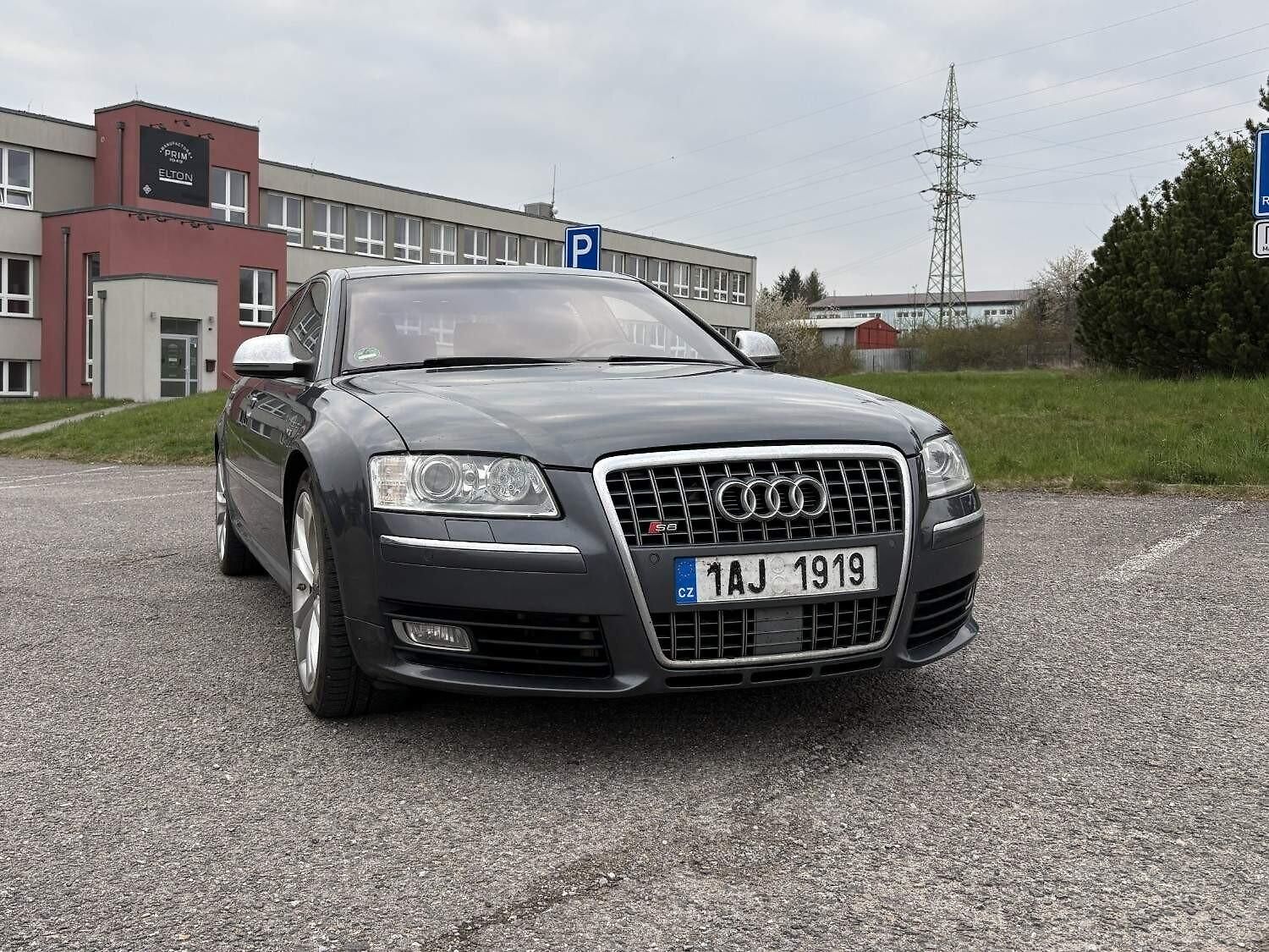 Audi S8 Audi S8, 5.2V10 331kW