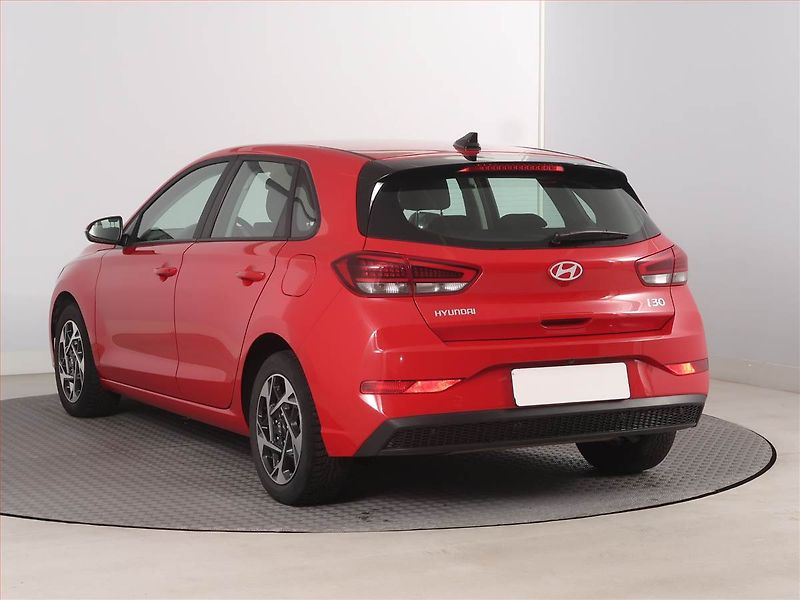 Hyundai i30 (2025) 1.5 DPI, ČR,1.maj, Serv.kniha - fotka 4 z 16