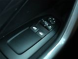 Peugeot 2008 (2018) Active Pack 1.2 PureTech - náhled 15