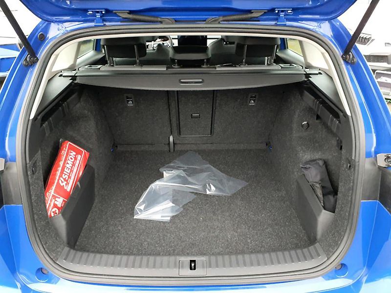 Škoda Enyaq (2023) Loft 52 kWh - fotka 9 z 10