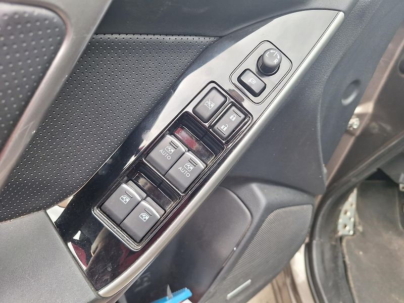 Subaru Forester (2017) XT Sport - fotka 18 z 35