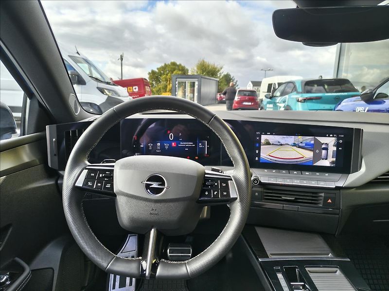 Opel Astra 1,5   ST GS EAT8 HDI - fotka 7 z 20