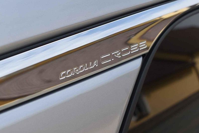 Corolla Cross může mít pohon všech kol
