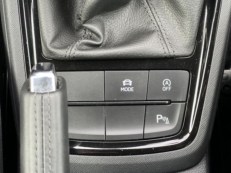 Škoda Scala Selection 1.0TSi DSG KAMERA ČR - fotka 27 z 45