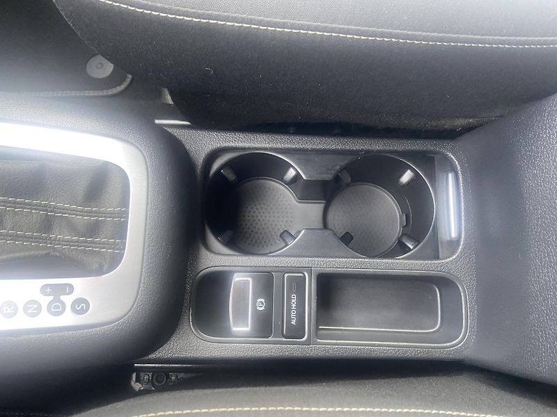 Volkswagen Tiguan (2014) 2.0 TDI - R-line CUP 4x4 - fotka 38 z 47