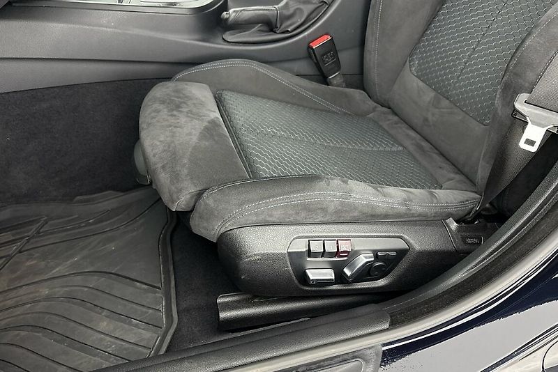 BMW Řada 4 435d xDrive - fotka 8 z 28