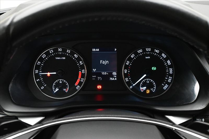 Škoda Octavia 2,0 TDI 110 kW DSG Clever Záru - fotka 16 z 30