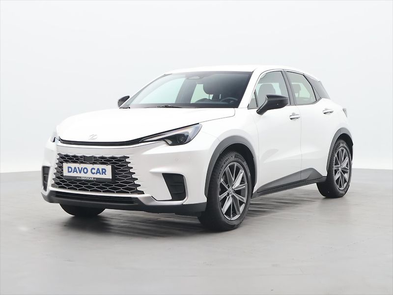 Lexus LBX 1,5 HEV Relax FWD 67kW CZ - fotka 3 z 39