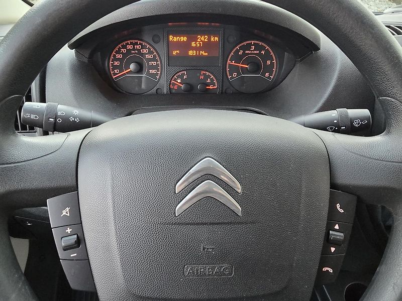 Citroën Jumper L1H1 2,2HDI 88kW - DPH - fotka 14 z 19