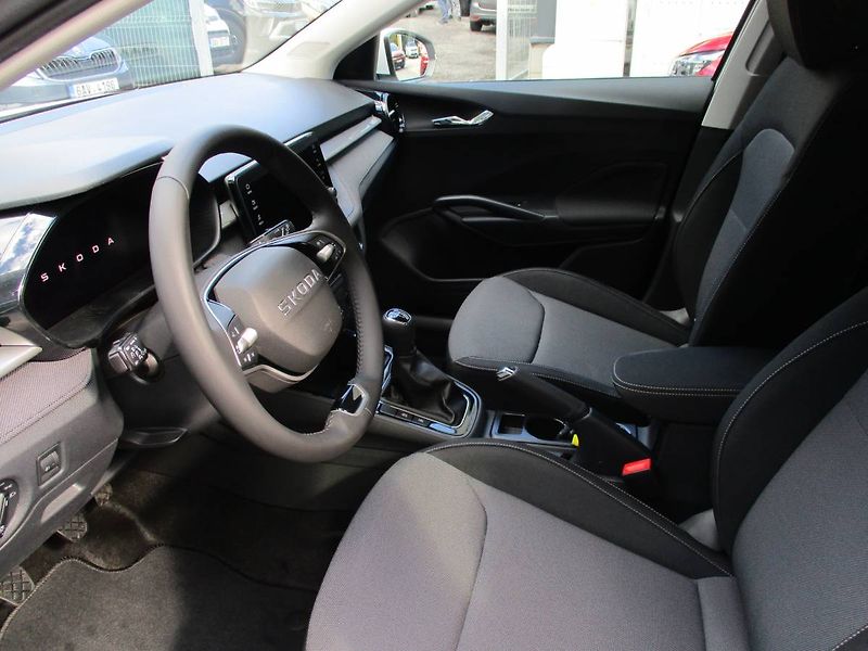 Škoda Fabia Selection 1,0TSI 70kW MT5/P514 - fotka 15 z 15