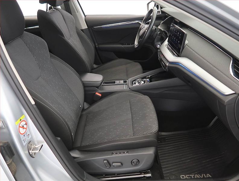Škoda Octavia (2021) Style 2.0 TDI, Automat - fotka 9 z 31