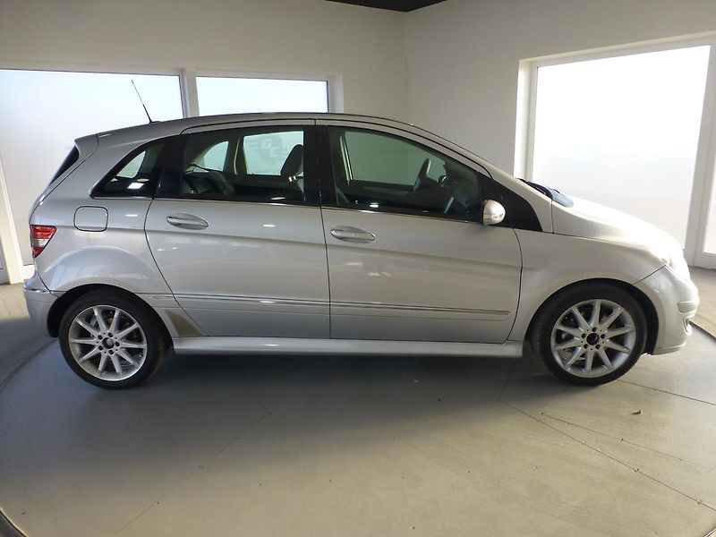 Mercedes-Benz Třídy B (2006) 2,0DCI**KLIMA**ALU KOLA - fotka 5 z 26