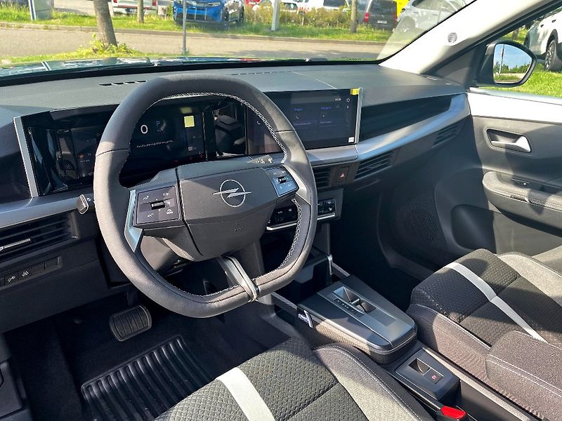 Opel Frontera (2026) MHEV 1.2T 110k GS AT6 - fotka 12 z 23