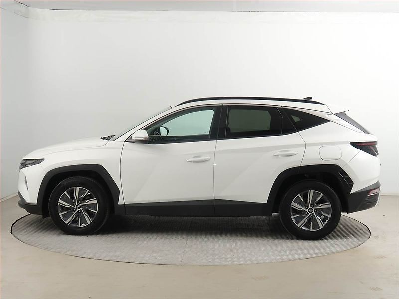 Hyundai Tucson (2021) 1.6 T-GDI HEV - fotka 3 z 19