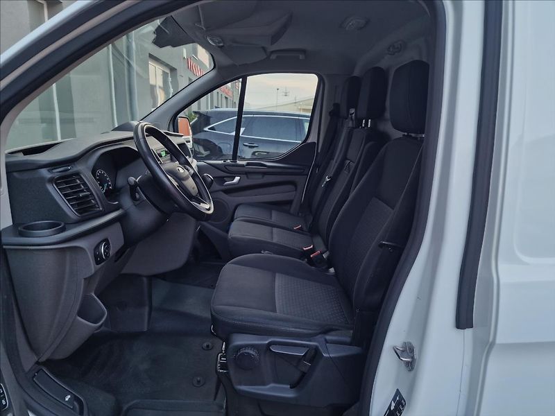 Ford Transit Custom 2.0TDCi Trend L1,ČR,1.Majitel - fotka 20 z 44