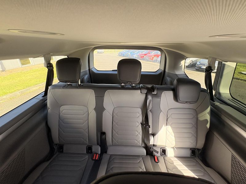 Volkswagen Caravelle (2026) - fotka 17 z 37