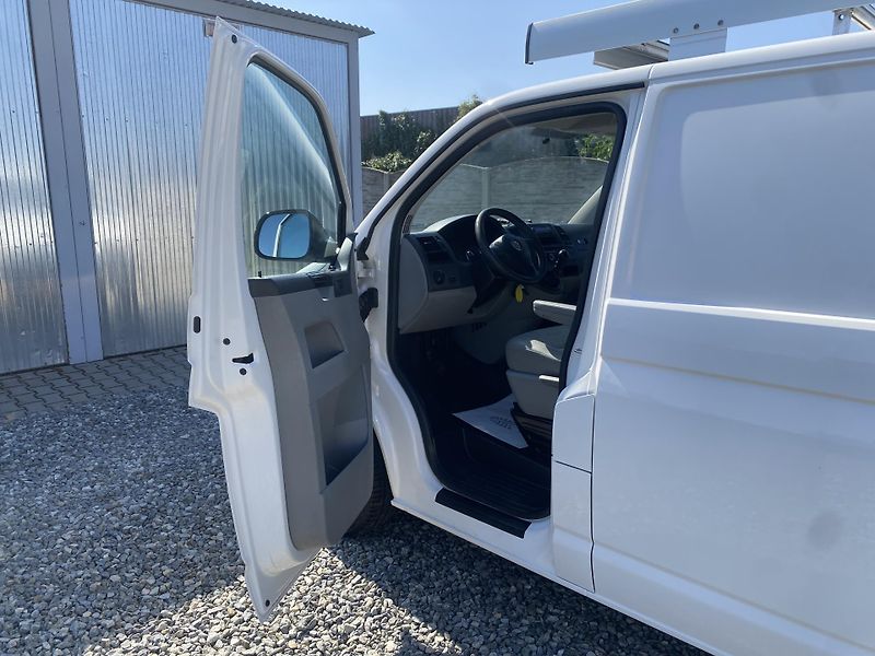 Volkswagen Transporter 2.0TDi 105PS DPH TOP REZERVACE - fotka 94 z 165