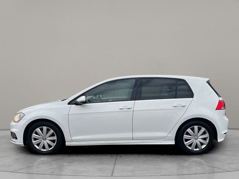 Volkswagen Golf Comfortline 1.2 TSi - fotka 3 z 22