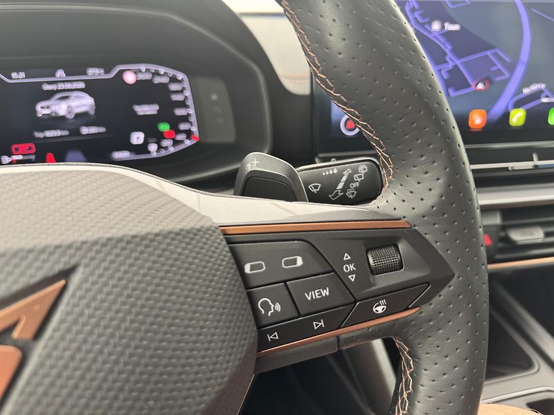Cupra Formentor 1.5Tsi*1-MAJ*ACC*LED*DPH*CZ* - fotka 25 z 47