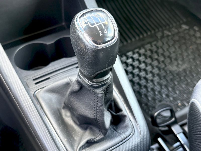 Škoda Fabia (2023) Combi 1.0 TSI / 70 kW / AMBITI - fotka 21 z 24