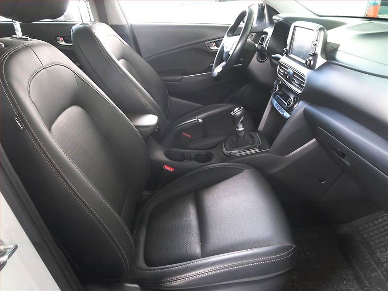 Hyundai Kona (2019) 1.0 T-GDI, Kůže, Navi - fotka 9 z 16