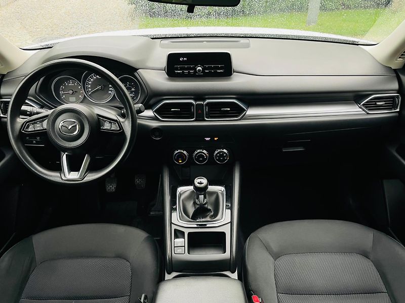 Mazda CX-5 2.0i MANUÁL SERVISKA TAŽNÉ 2WD - fotka 23 z 35
